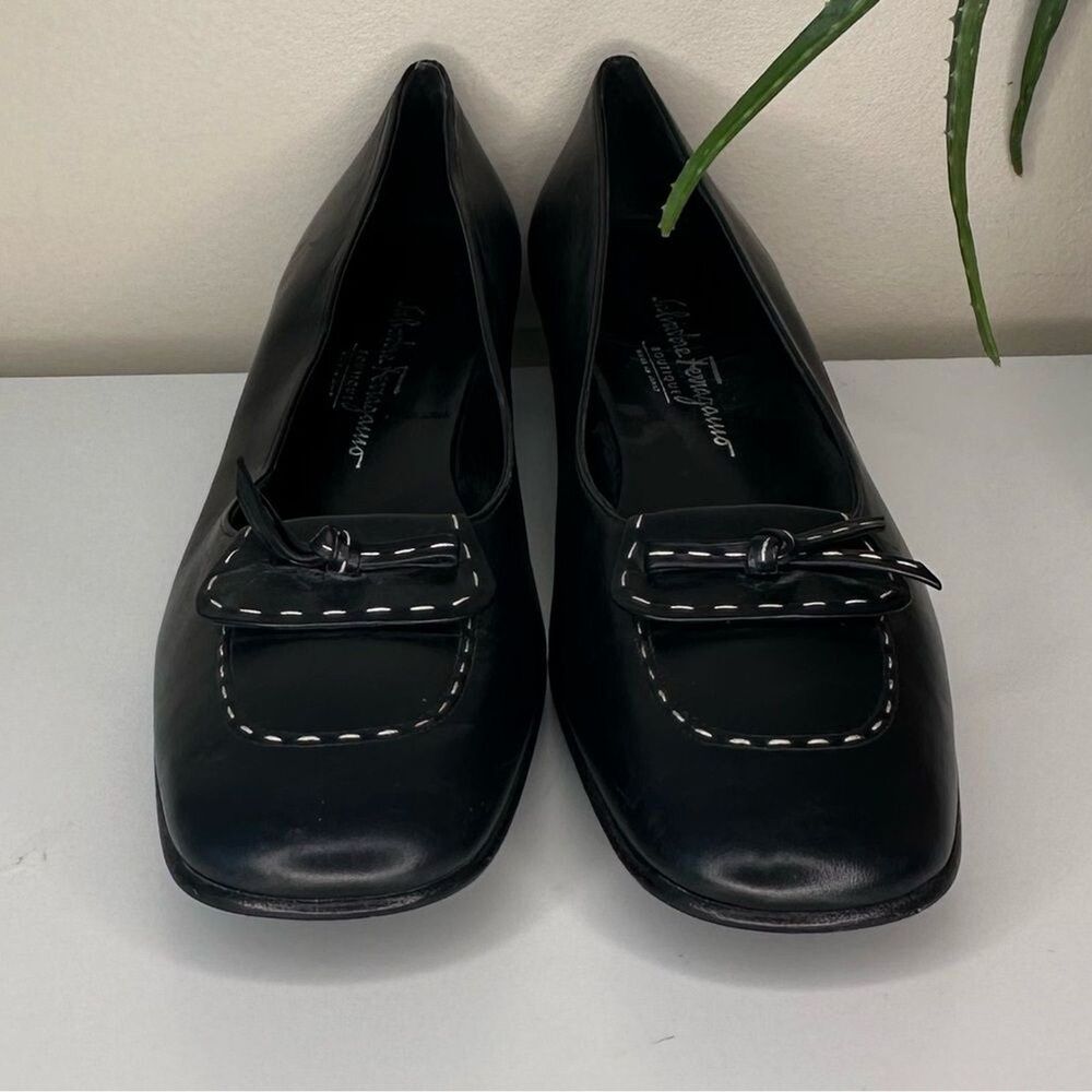 VTG 90 Salvatore Ferragamo Boutique Black Leather Loafers Bow Stitch 10.5A Italy - Picture 3 of 13